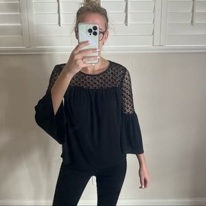 Flowy sleeve blouse